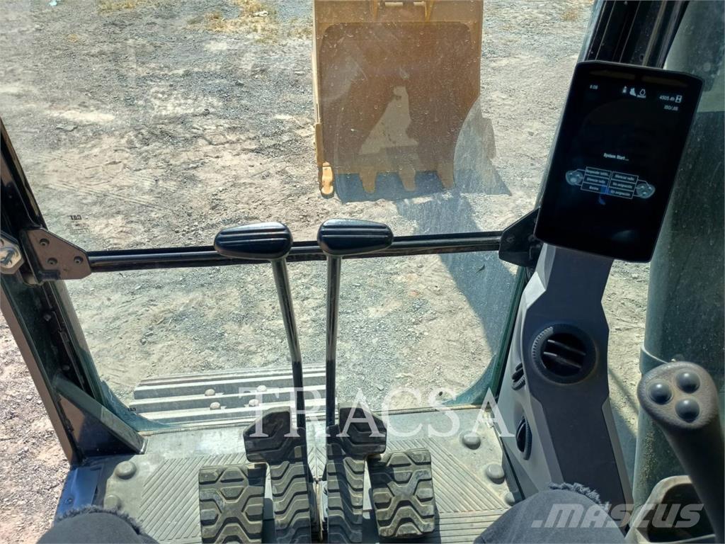 CAT 330 Vikšriniai ekskavatoriai