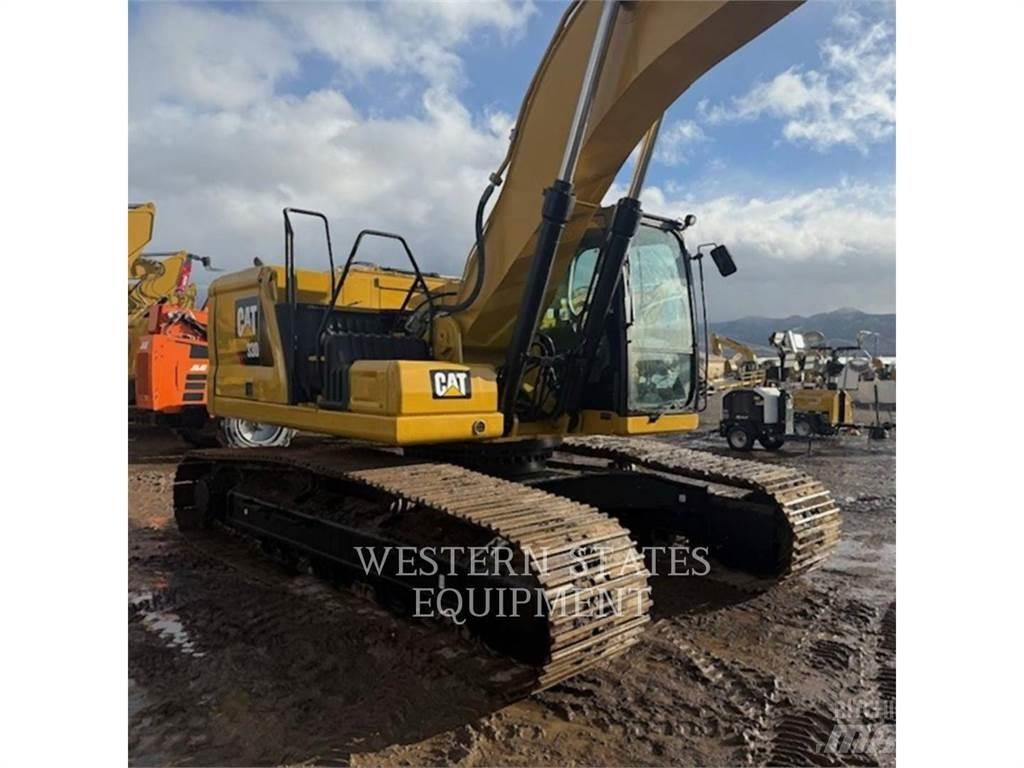 CAT 330 Vikšriniai ekskavatoriai