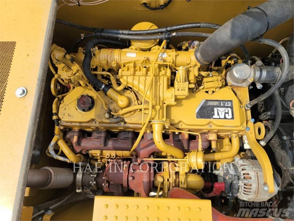 CAT 330-07 Vikšriniai ekskavatoriai