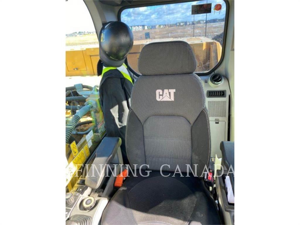 CAT 330-07 Vikšriniai ekskavatoriai