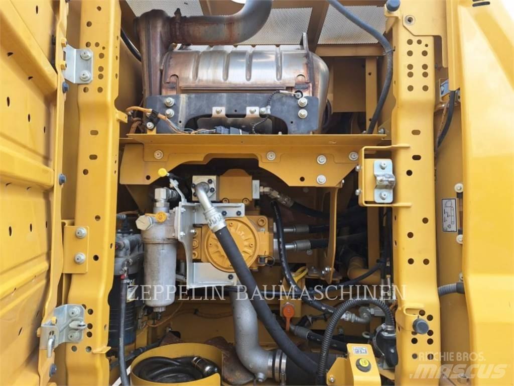 CAT 330-07 Vikšriniai ekskavatoriai