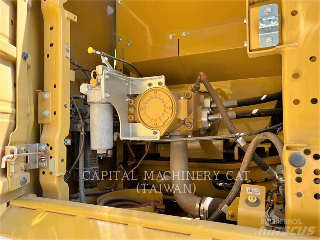 CAT 330-07 Vikšriniai ekskavatoriai