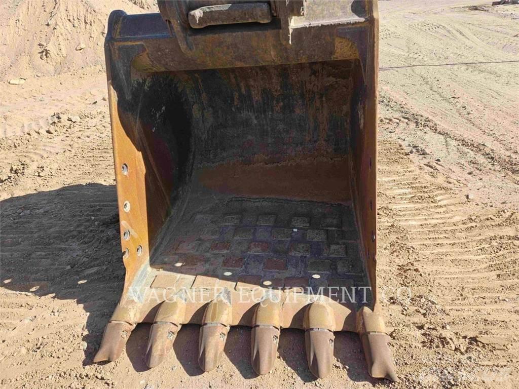 CAT 330CL Vikšriniai ekskavatoriai