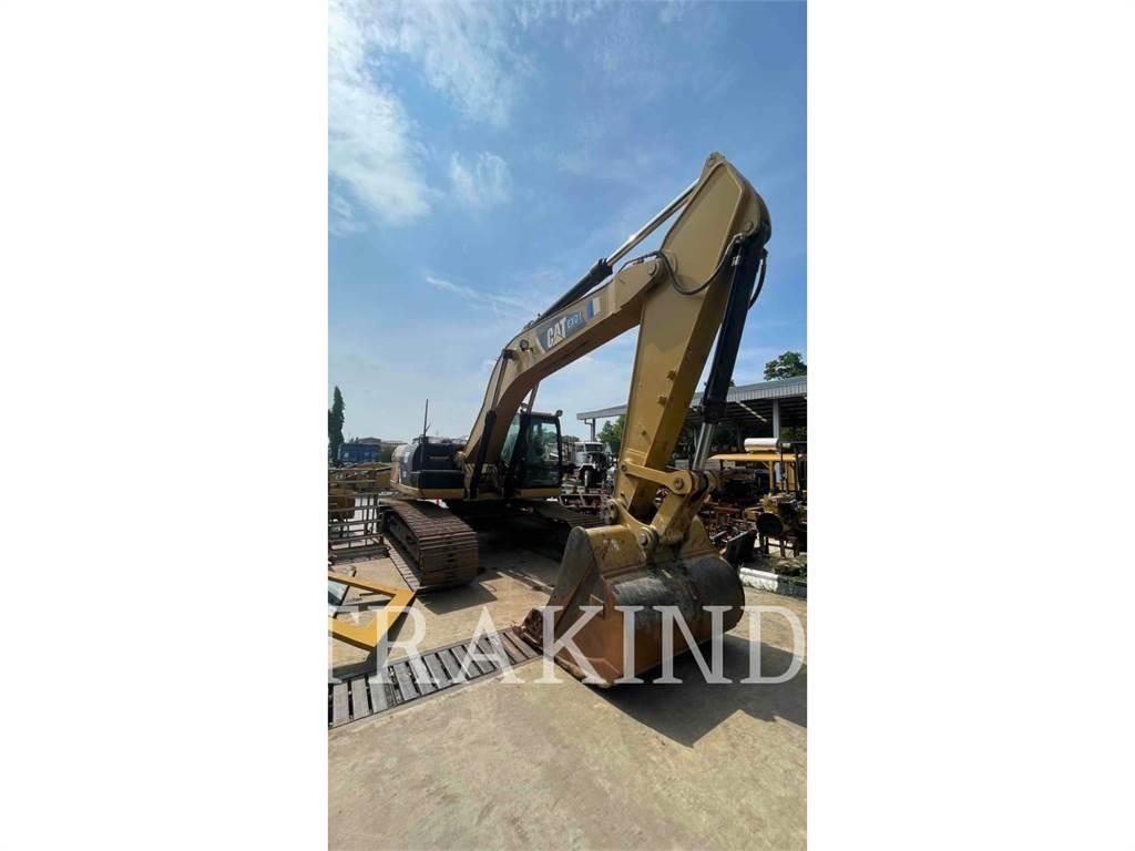 CAT 330D2L Vikšriniai ekskavatoriai