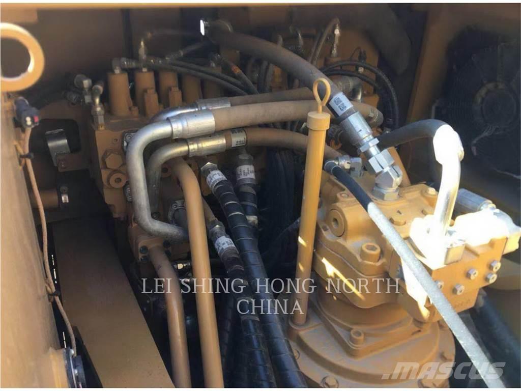 CAT 330D2L Vikšriniai ekskavatoriai