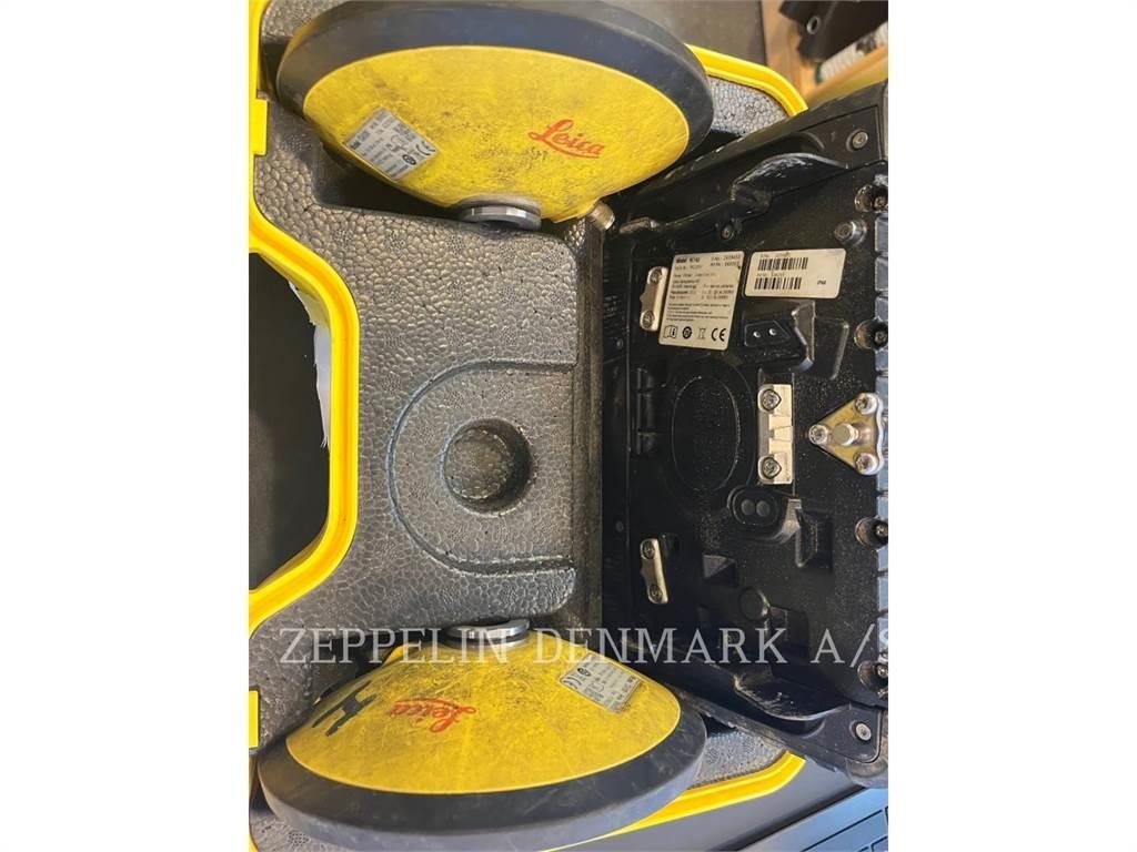 CAT 330FL Vikšriniai ekskavatoriai