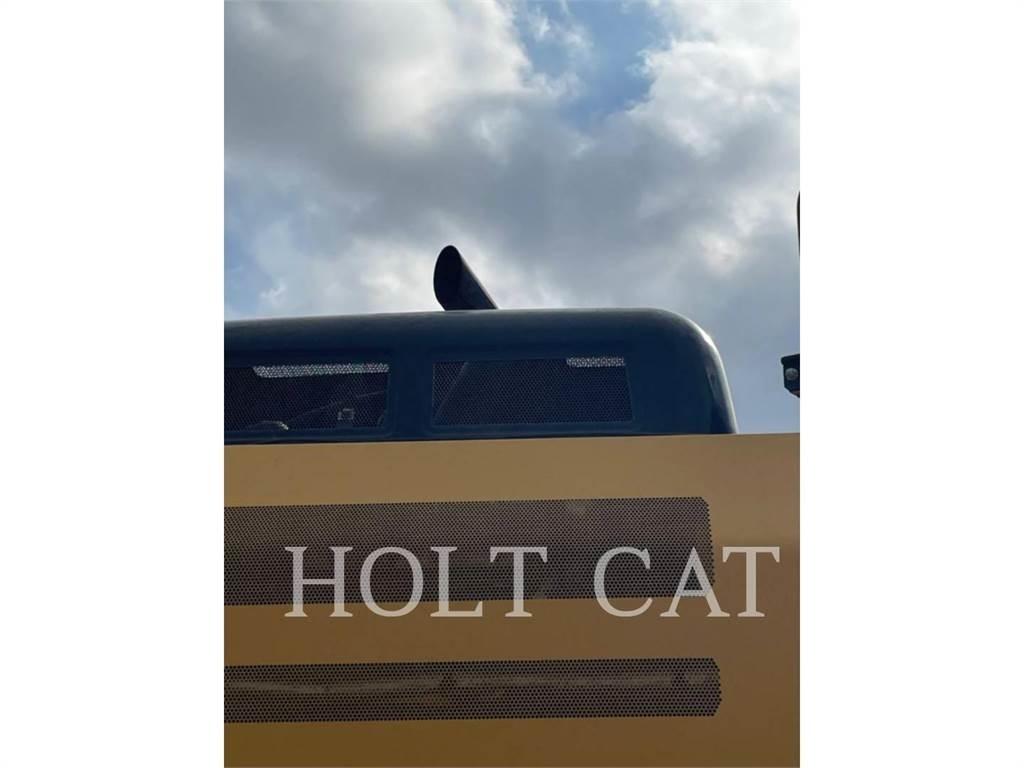 CAT 330FL TC Vikšriniai ekskavatoriai