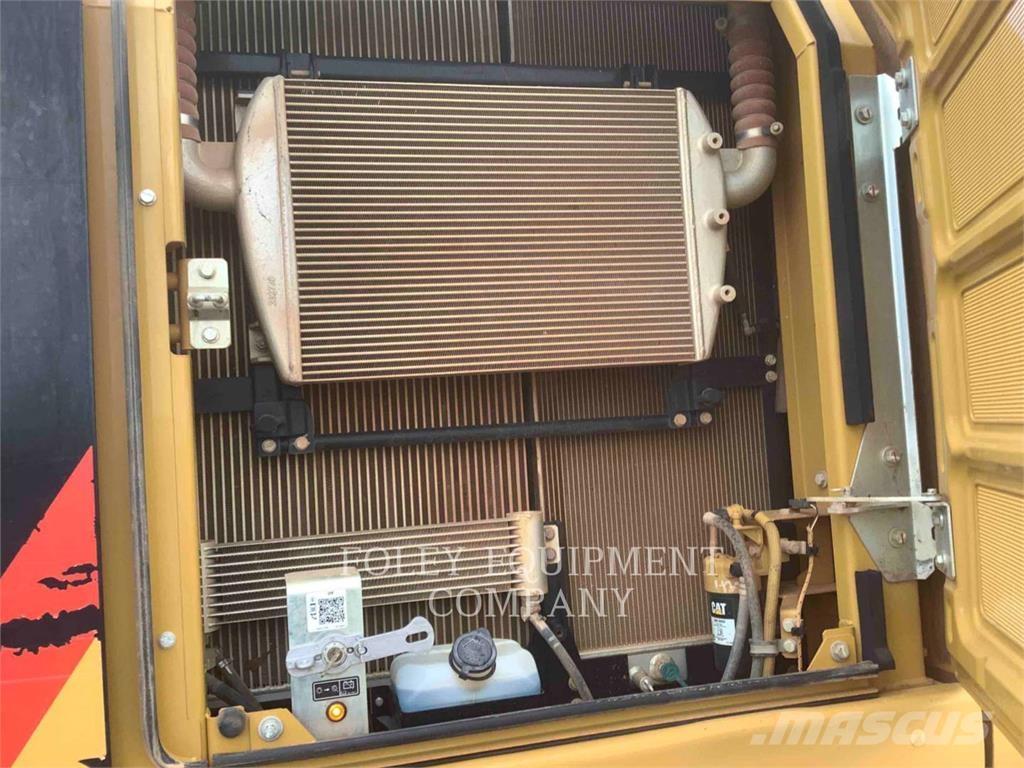 CAT 330FLLR Vikšriniai ekskavatoriai