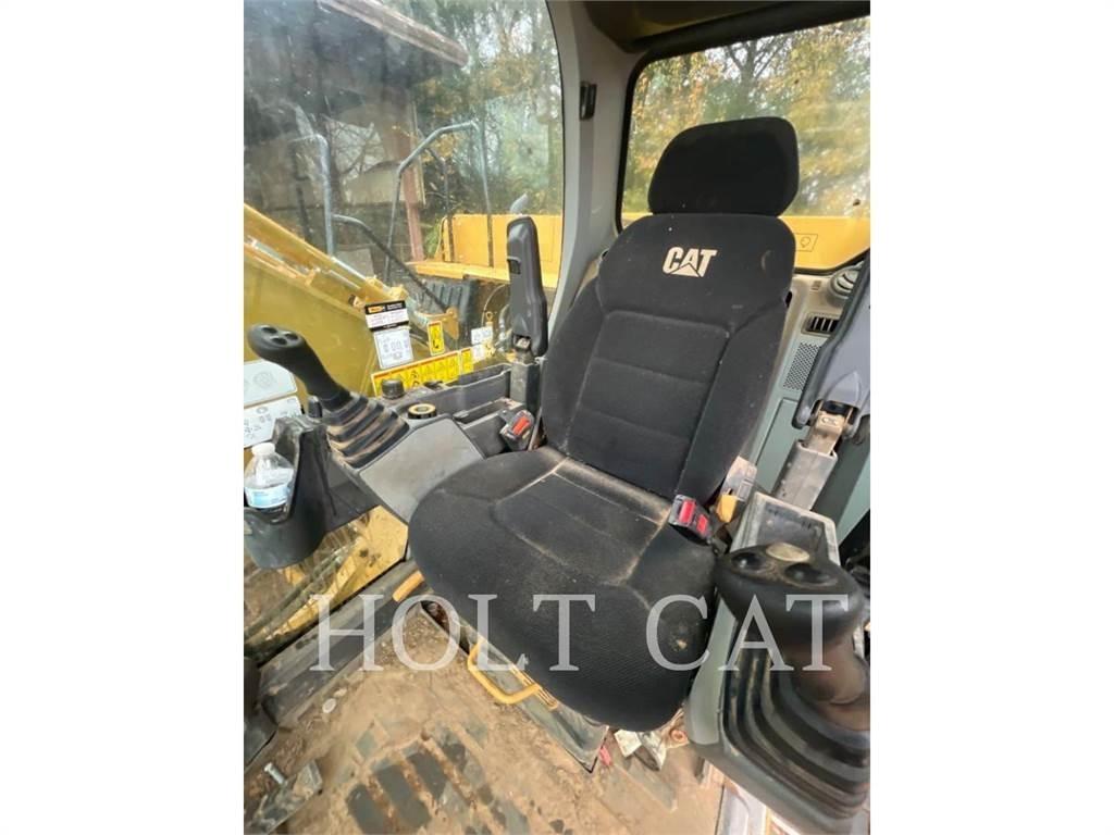 CAT 330GC Vikšriniai ekskavatoriai