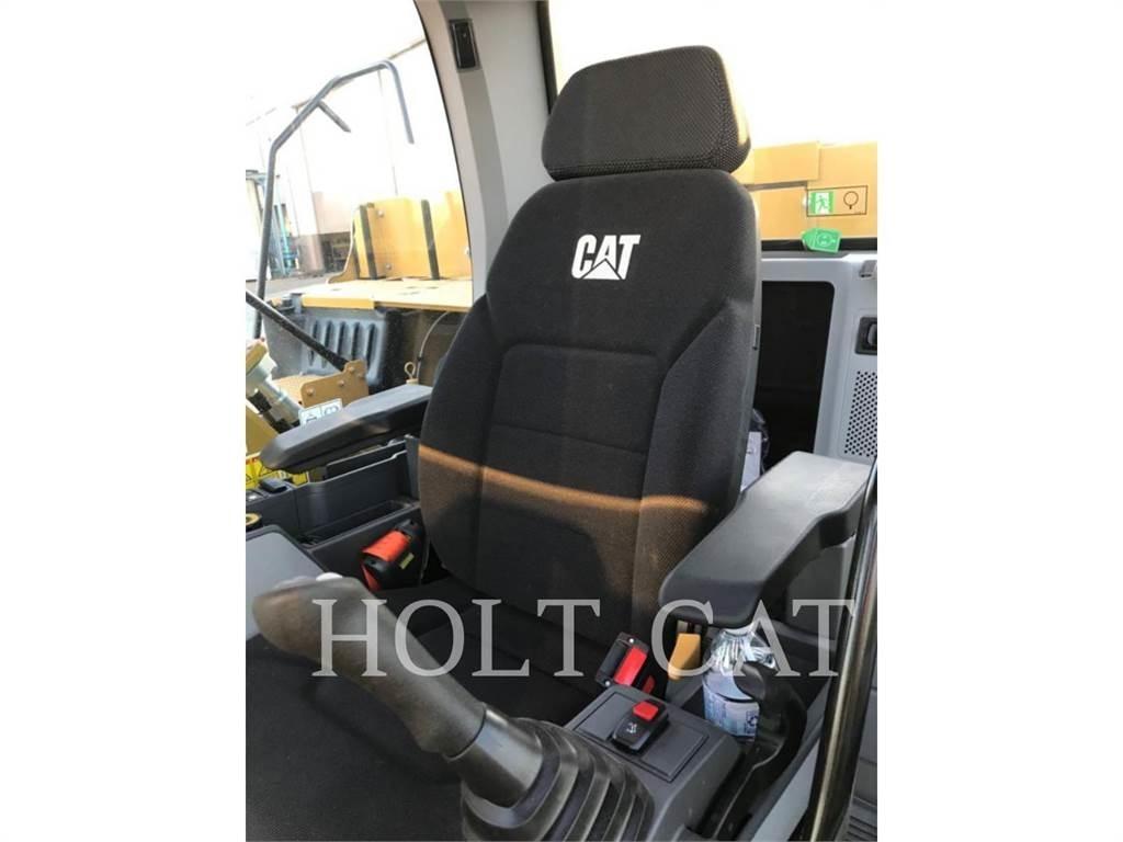 CAT 330GC Vikšriniai ekskavatoriai