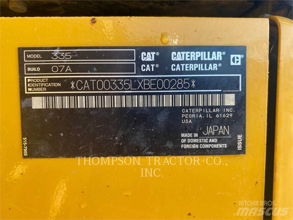 CAT 335 Vikšriniai ekskavatoriai