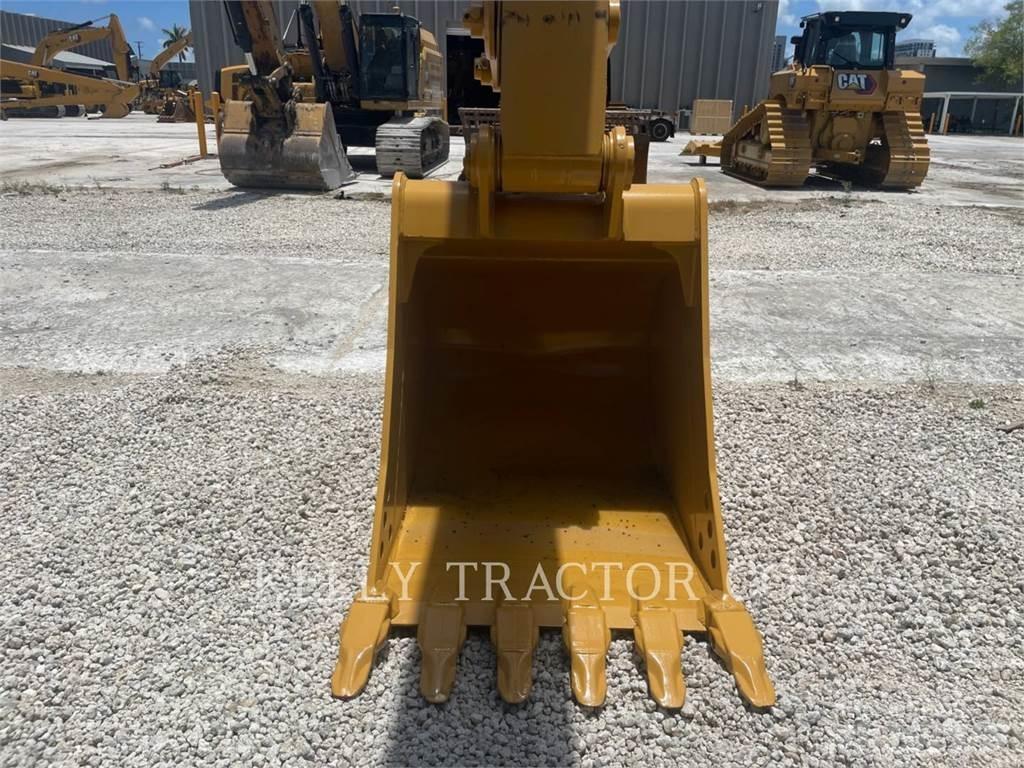 CAT 335 Vikšriniai ekskavatoriai