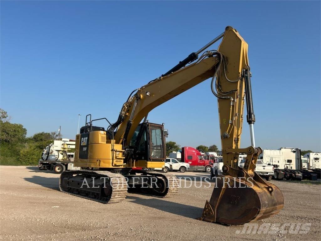 CAT 335F LCR Vikšriniai ekskavatoriai