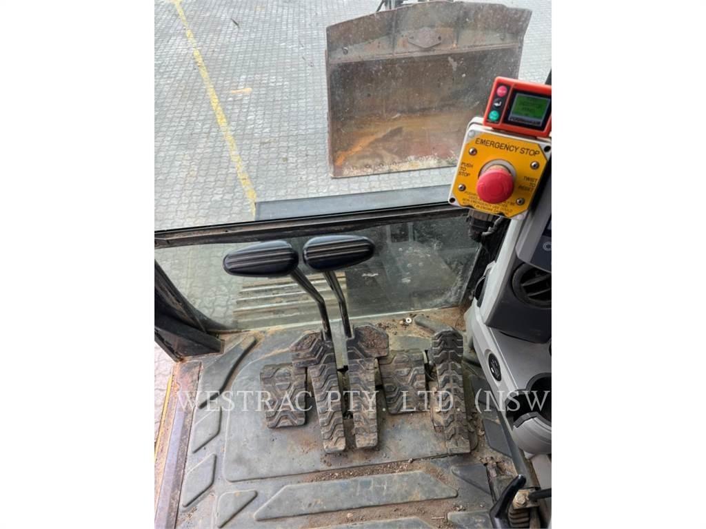 CAT 335FLCR Vikšriniai ekskavatoriai