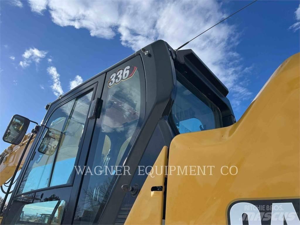 CAT 336 Vikšriniai ekskavatoriai