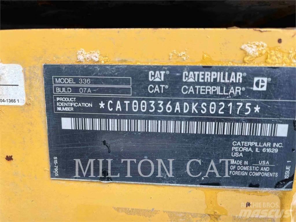 CAT 33607 Vikšriniai ekskavatoriai