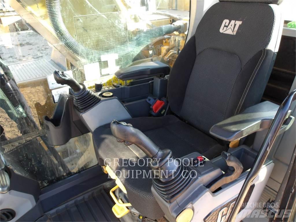 CAT 33607 Vikšriniai ekskavatoriai