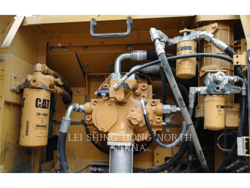 CAT 336D2 Vikšriniai ekskavatoriai