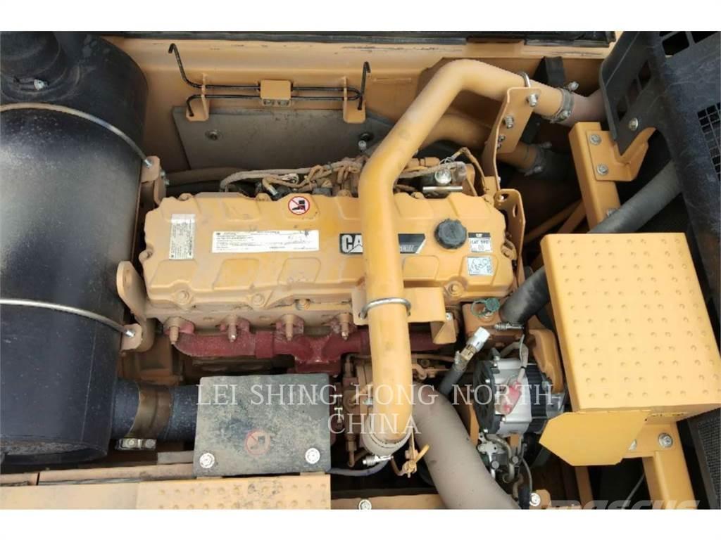 CAT 336D2 Vikšriniai ekskavatoriai