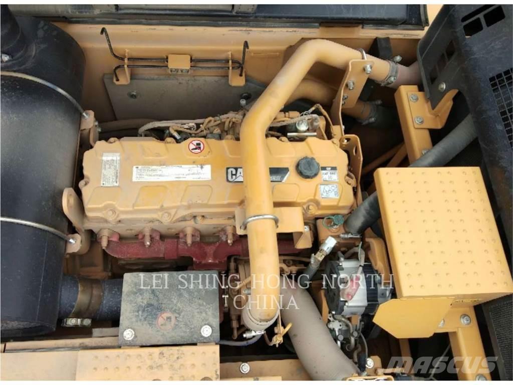 CAT 336D2 Vikšriniai ekskavatoriai