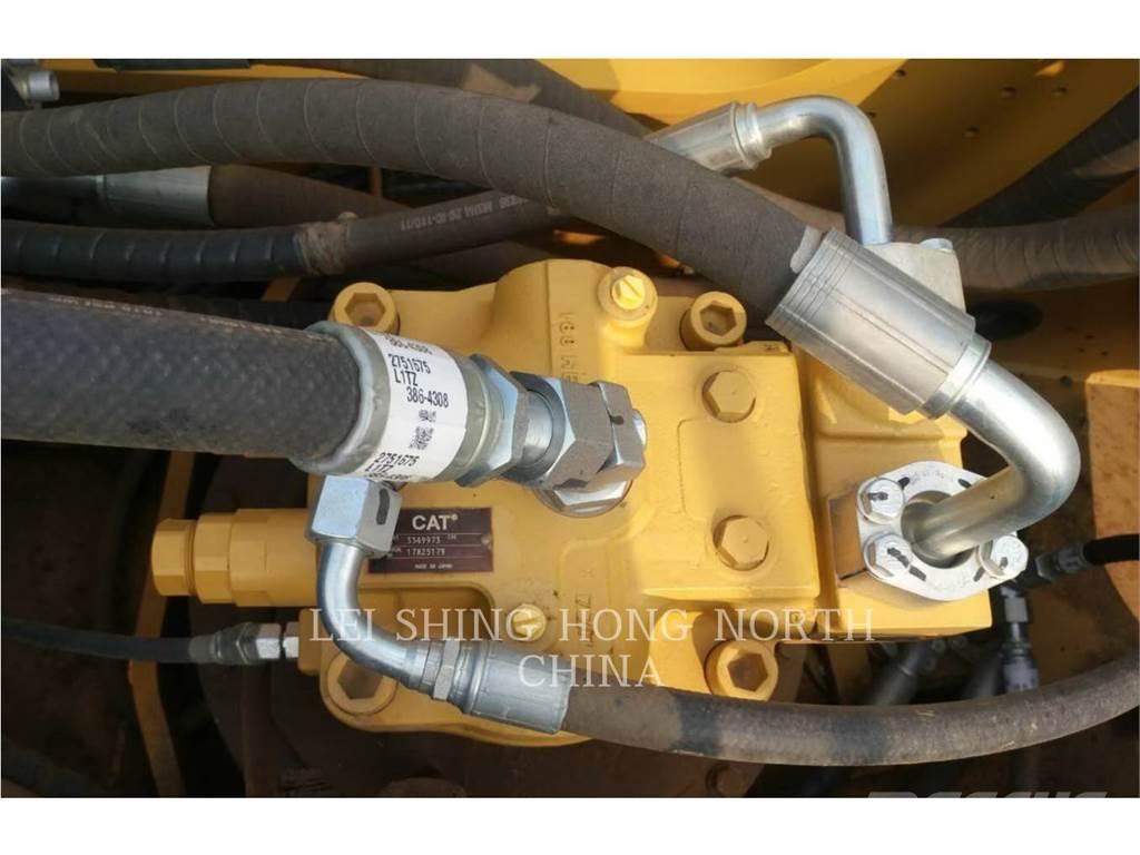 CAT 336D2 Vikšriniai ekskavatoriai