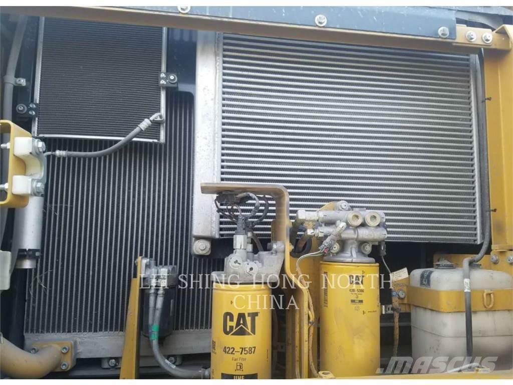 CAT 336D2 Vikšriniai ekskavatoriai