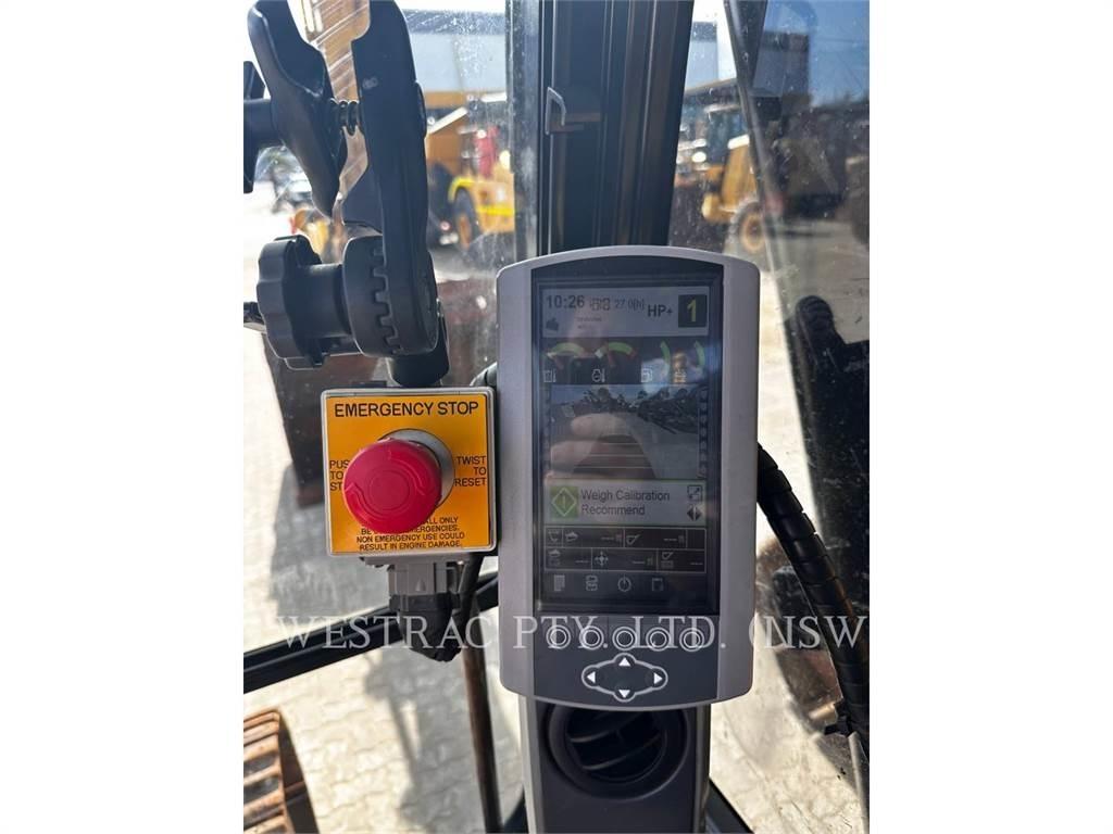 CAT 336FL XE Vikšriniai ekskavatoriai