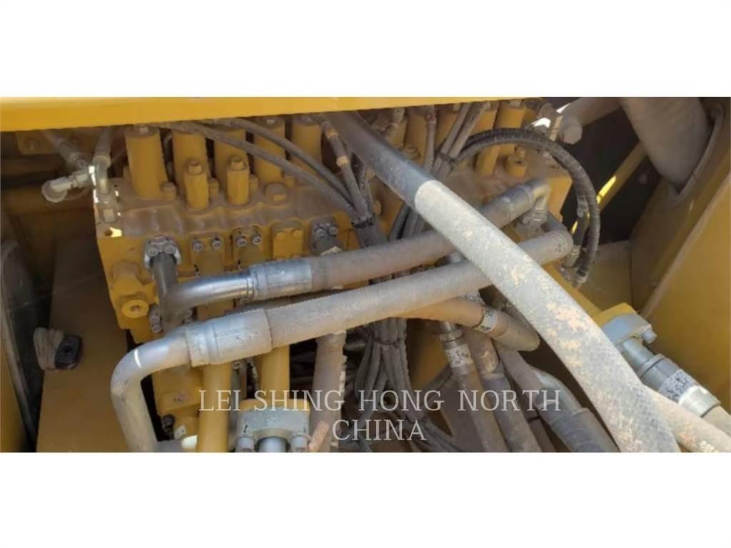 CAT 340D2L Vikšriniai ekskavatoriai