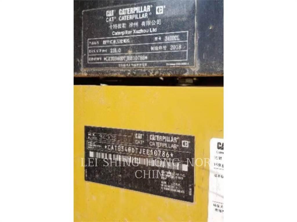 CAT 340D2L Vikšriniai ekskavatoriai