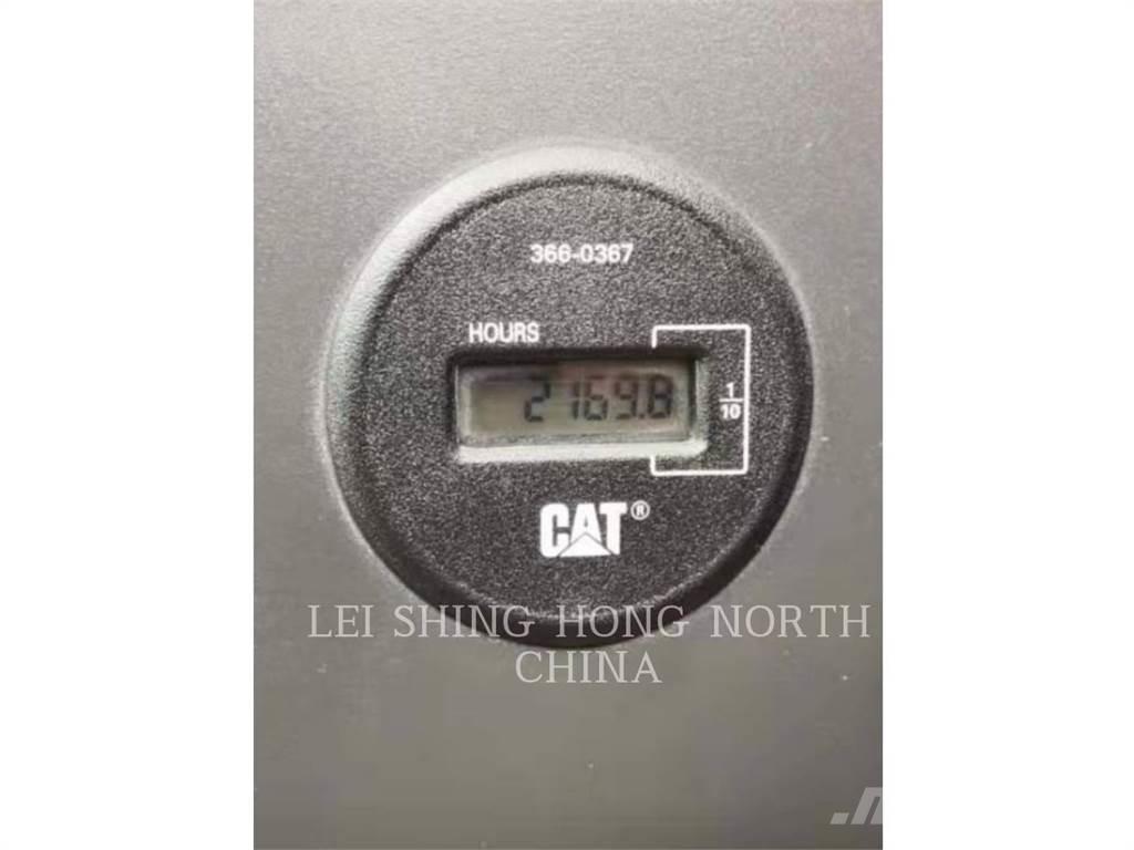 CAT 340D2L Vikšriniai ekskavatoriai