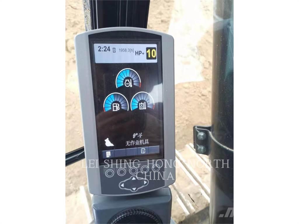 CAT 340D2L Vikšriniai ekskavatoriai