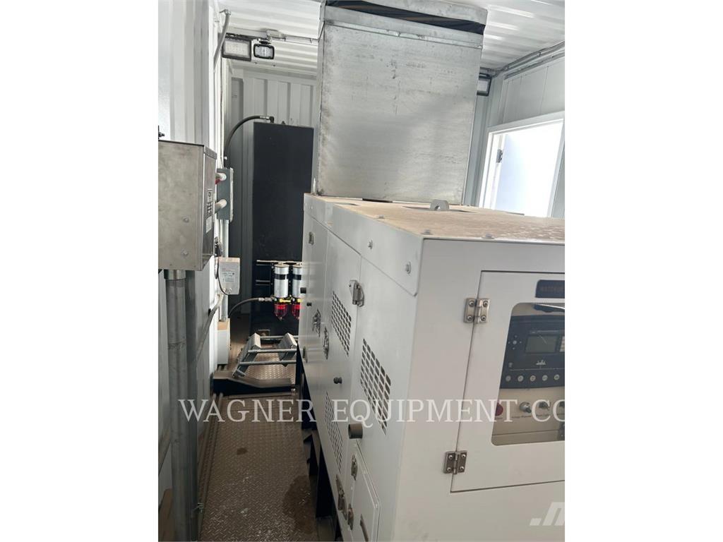 CAT 3412C 800KW Kiti generatoriai