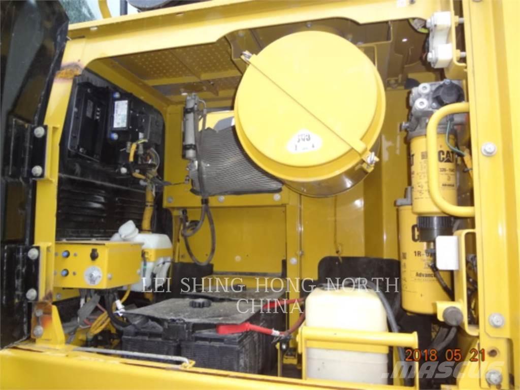 CAT 349D2 Vikšriniai ekskavatoriai