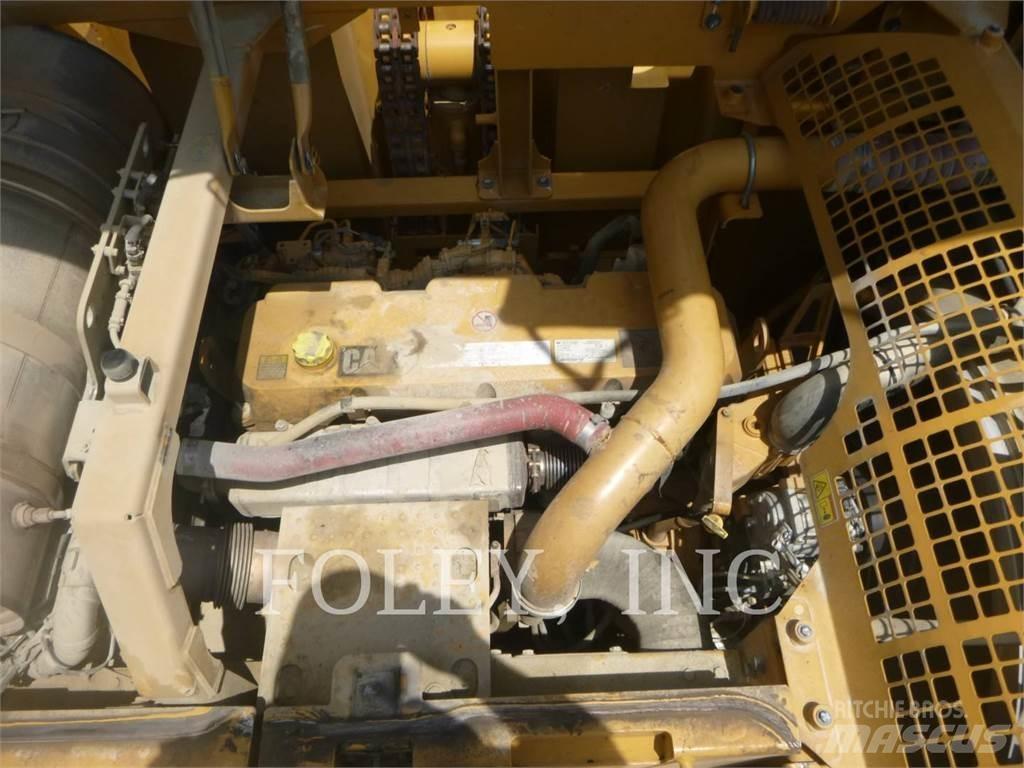 CAT 349FL Vikšriniai ekskavatoriai