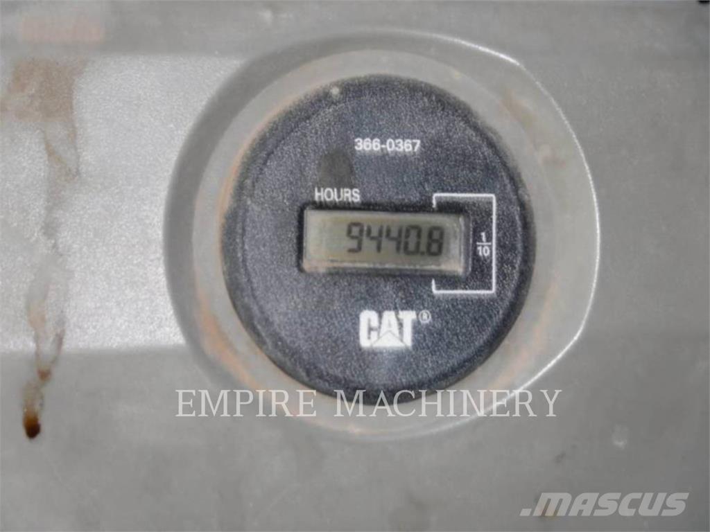 CAT 349FL Vikšriniai ekskavatoriai