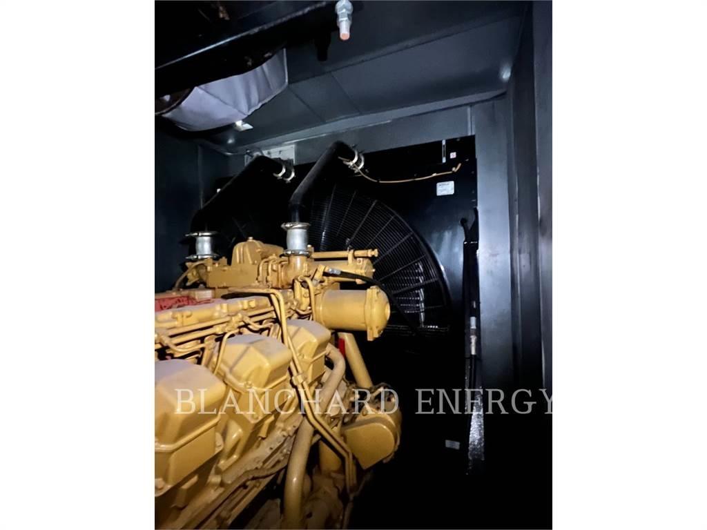CAT 3512 Dyzeliniai generatoriai