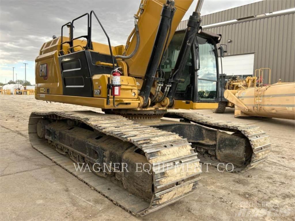 CAT 352 Vikšriniai ekskavatoriai