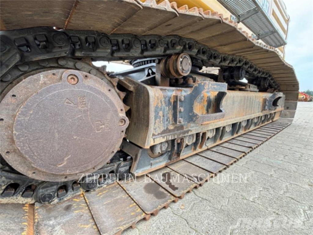 CAT 352-08 Vikšriniai ekskavatoriai