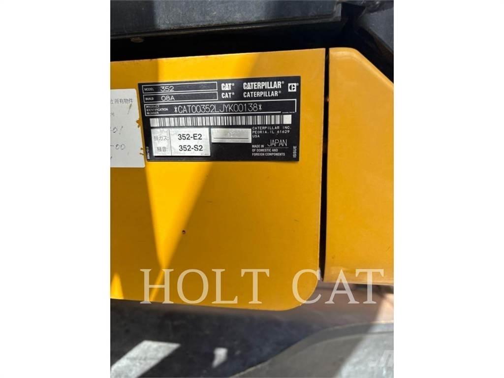 CAT 352 11 Vikšriniai ekskavatoriai