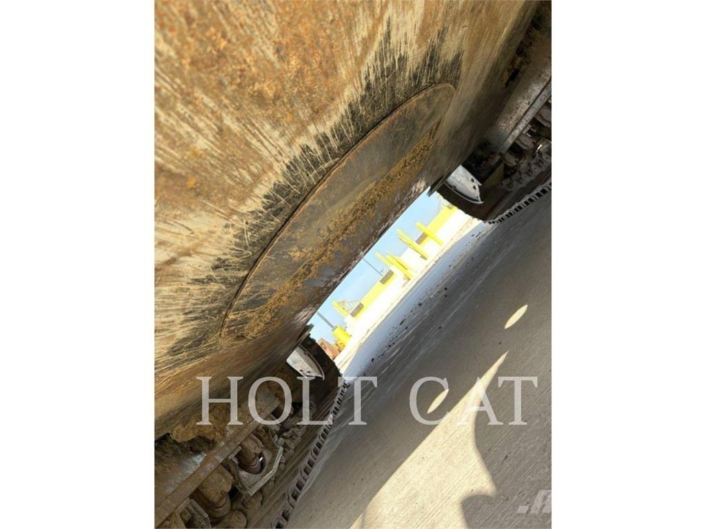 CAT 352 11 Vikšriniai ekskavatoriai