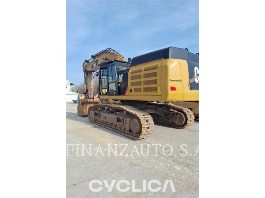 CAT 352FL Vikšriniai ekskavatoriai