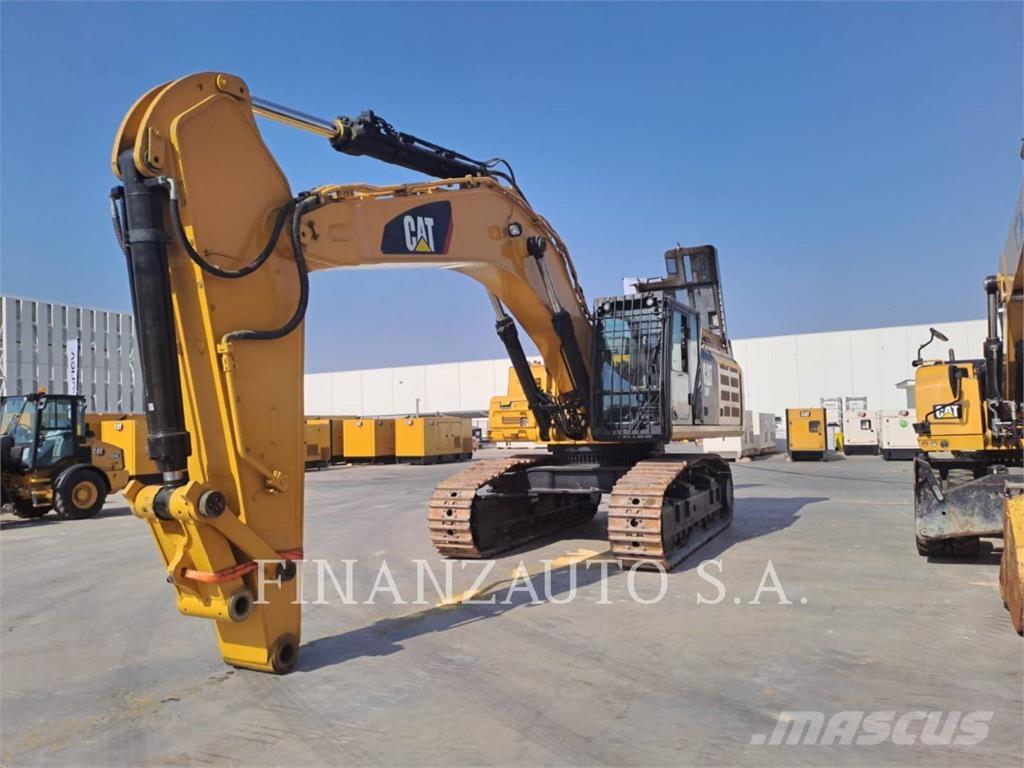 CAT 352FL Vikšriniai ekskavatoriai