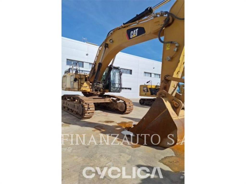 CAT 352FL Vikšriniai ekskavatoriai