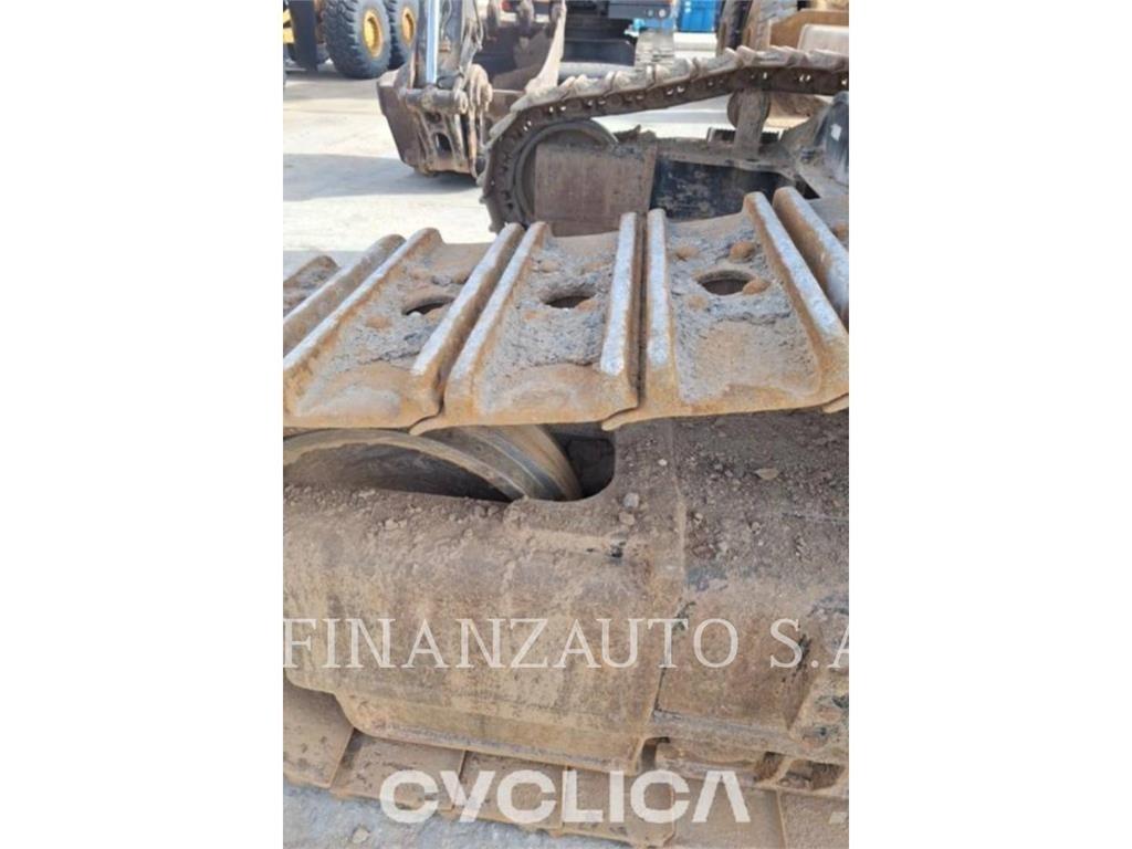 CAT 352FL Vikšriniai ekskavatoriai