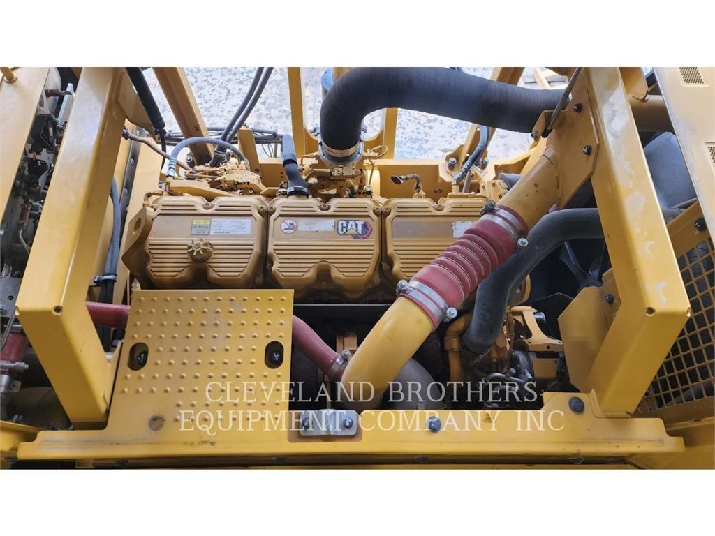 CAT 374-07 Vikšriniai ekskavatoriai