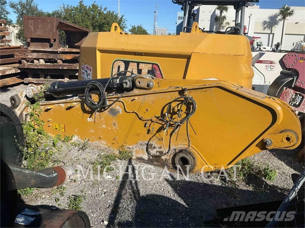 CAT 374 QZ1 Vikšriniai ekskavatoriai