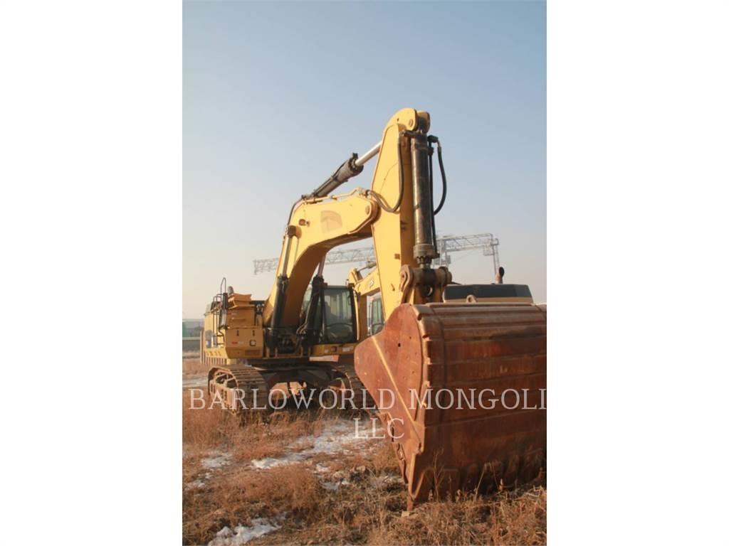 CAT 374DL Vikšriniai ekskavatoriai