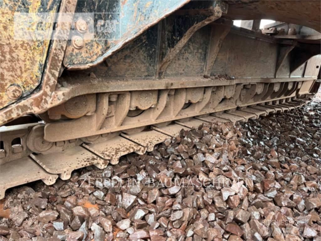 CAT 374FL Vikšriniai ekskavatoriai