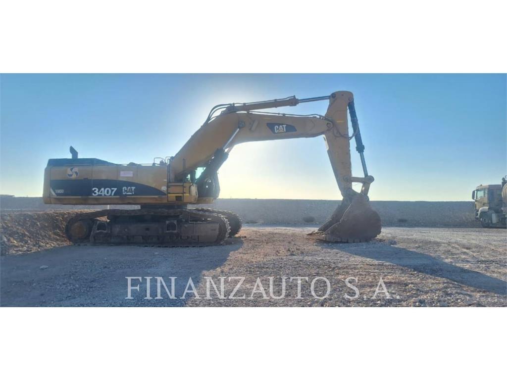 CAT 390DL Vikšriniai ekskavatoriai