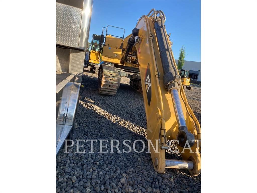 CAT 390FL Vikšriniai ekskavatoriai